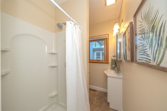 1078 Ferdon Road, Ann Arbor, MI 48104