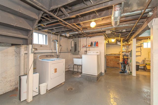 1078 Ferdon Road, Ann Arbor, MI 48104