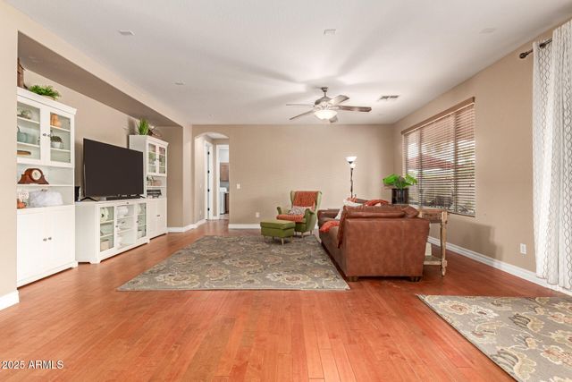 342 E SEVEN SEAS Drive, Casa Grande, AZ 85122