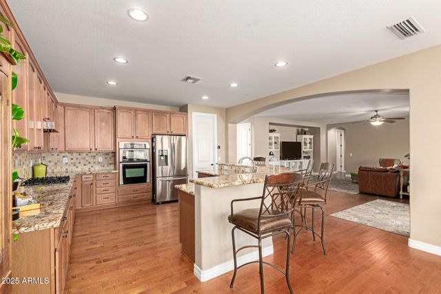 342 E SEVEN SEAS Drive, Casa Grande, AZ 85122