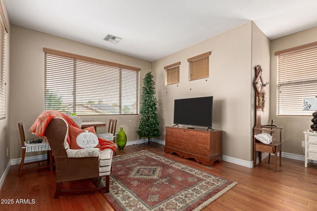 342 E SEVEN SEAS Drive, Casa Grande, AZ 85122