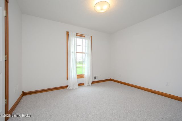 1001 Navajo Dr, Bardstown, KY 40004