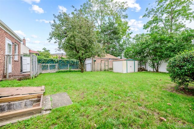 596 Irving Street, Westbury, NY 11590