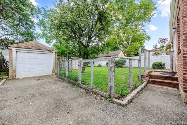 596 Irving Street, Westbury, NY 11590
