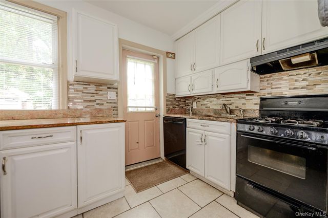 596 Irving Street, Westbury, NY 11590