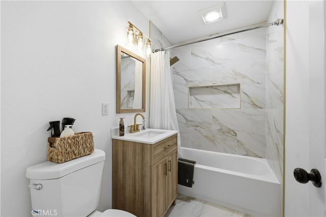 44335 Glenraven, Lancaster, CA 93535