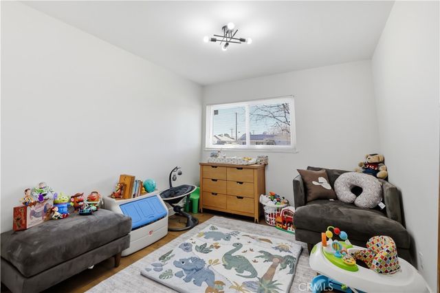 44335 Glenraven, Lancaster, CA 93535