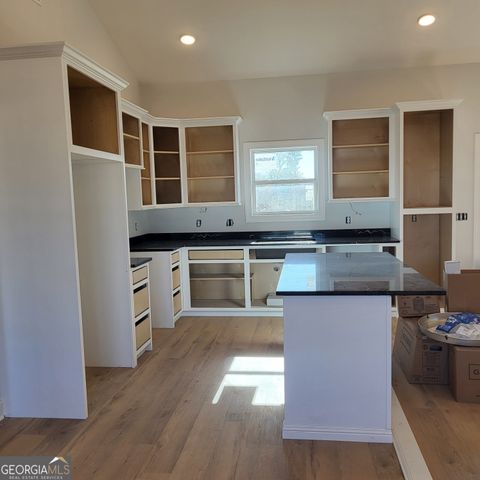 1112 30th Street, Valley, AL 36854