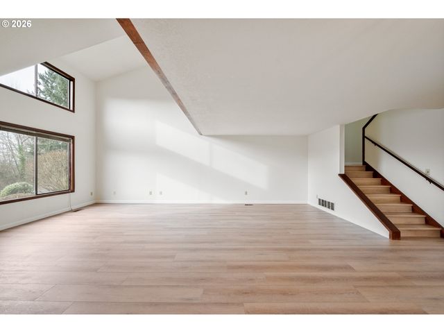 1205 HOLLY St, Kelso, WA 98626