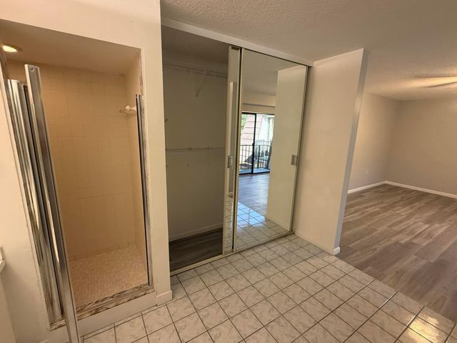 1215 12th Lane, Palm Beach Gardens, FL 33418