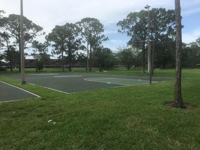 1215 12th Lane, Palm Beach Gardens, FL 33418