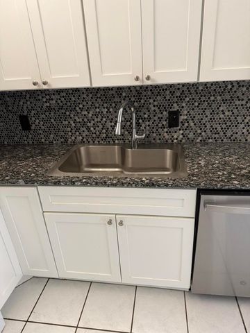 1215 12th Lane, Palm Beach Gardens, FL 33418