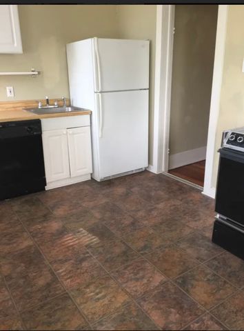 727 Glendale Street Apt B, Dallas, TX 75214