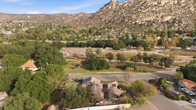 25141 Pappas Road, Ramona, CA 92065