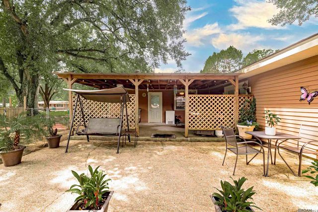 731 Castlewood St, Denham Springs, LA 70726