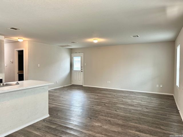 127 Expedition Way, San Antonio, TX 78220