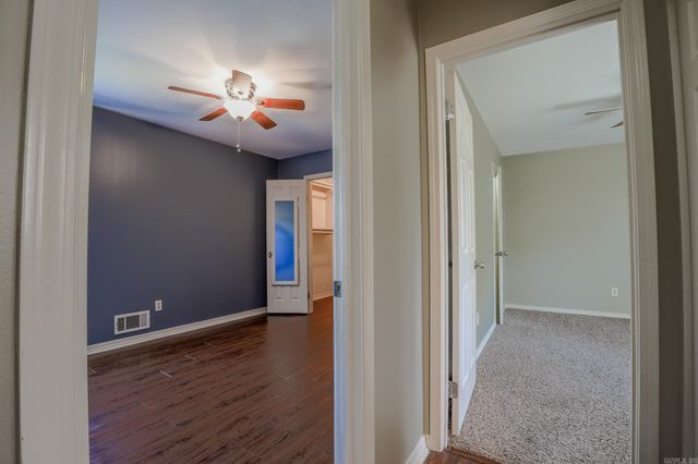 8 Wagon Wheel Court, Little Rock, AR 72211