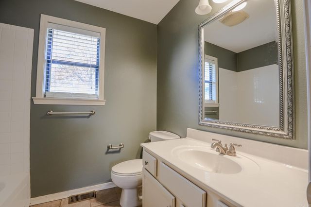 8 Wagon Wheel Court, Little Rock, AR 72211