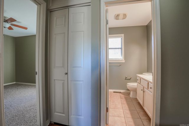 8 Wagon Wheel Court, Little Rock, AR 72211