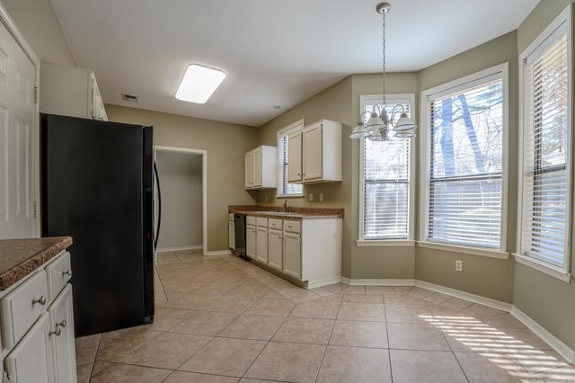 8 Wagon Wheel Court, Little Rock, AR 72211