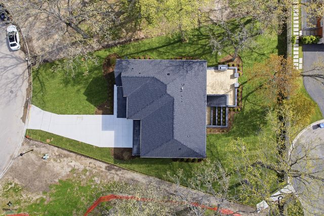 394 Forest Edge Drive, Glencoe, IL 60022