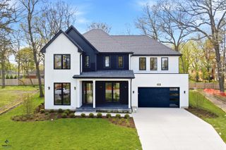 394 Forest Edge Drive, Glencoe, IL 60022