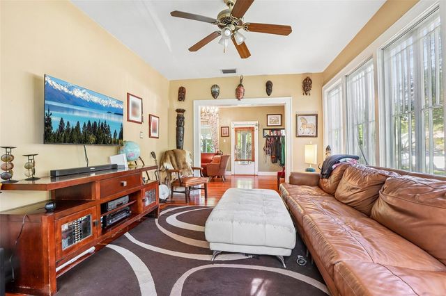 204 W THOMAS STREET, Tampa, FL 33604