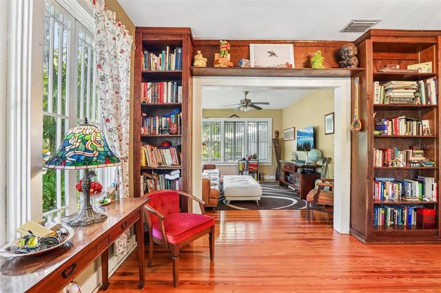 204 W THOMAS STREET, Tampa, FL 33604