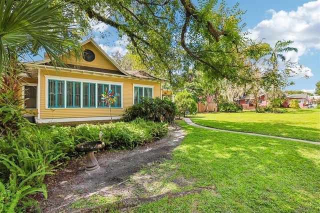 204 W THOMAS STREET, Tampa, FL 33604