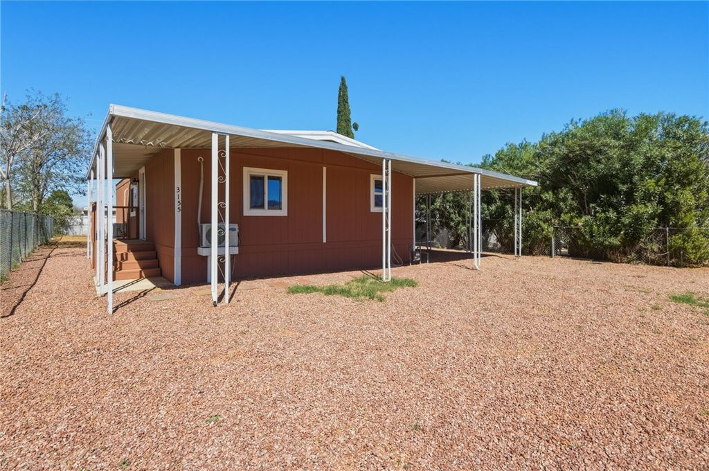 3155 E Neal Avenue, Kingman, AZ 86409
