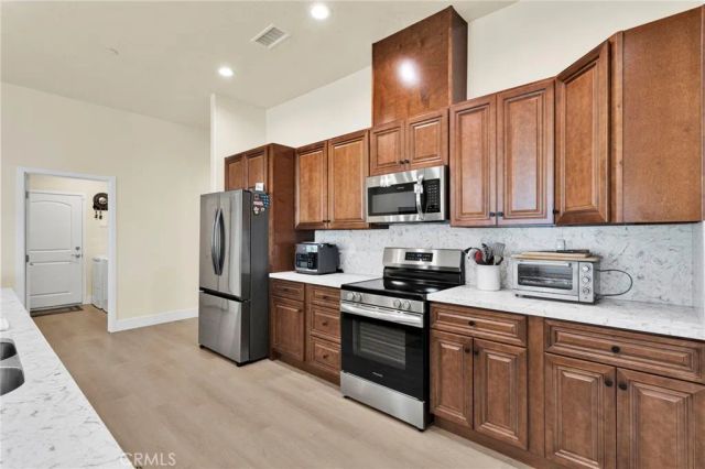 27354 Strawberry, Helendale, CA 92342