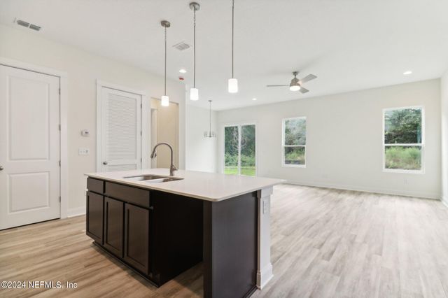 7864 DRIGGERS Street, Jacksonville, FL 32220