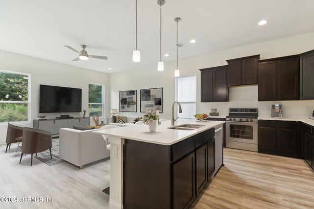 7864 DRIGGERS Street, Jacksonville, FL 32220