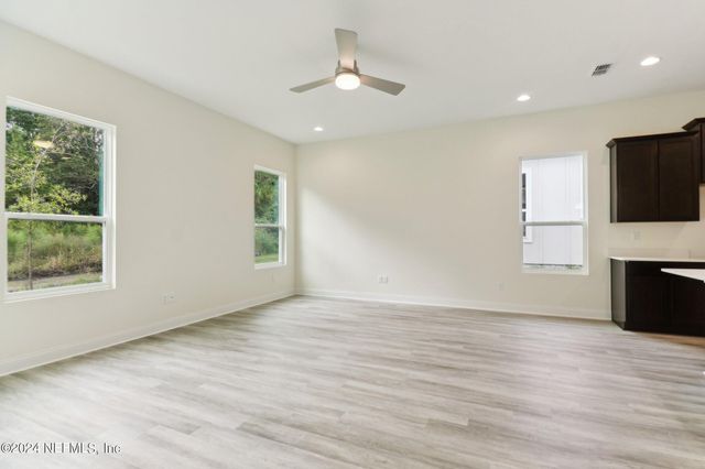 7864 DRIGGERS Street, Jacksonville, FL 32220