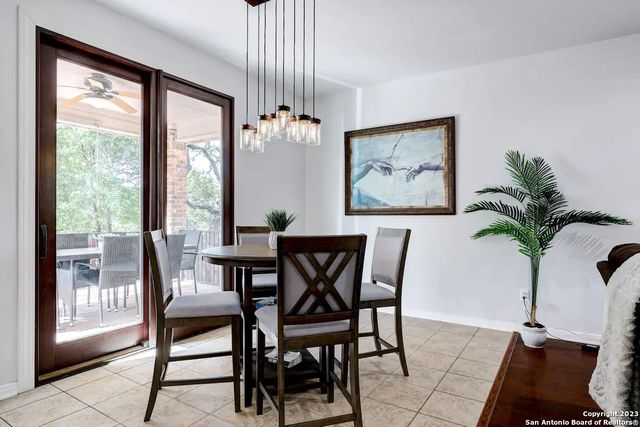 2911 Zurich, San Antonio, TX 78230