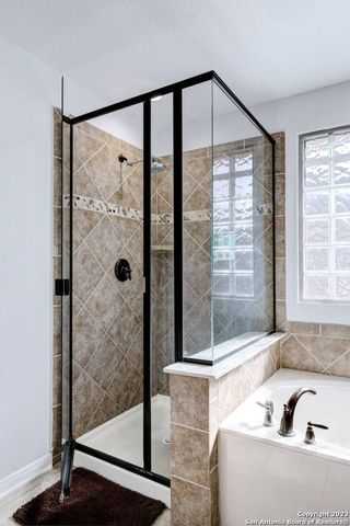 2911 Zurich, San Antonio, TX 78230