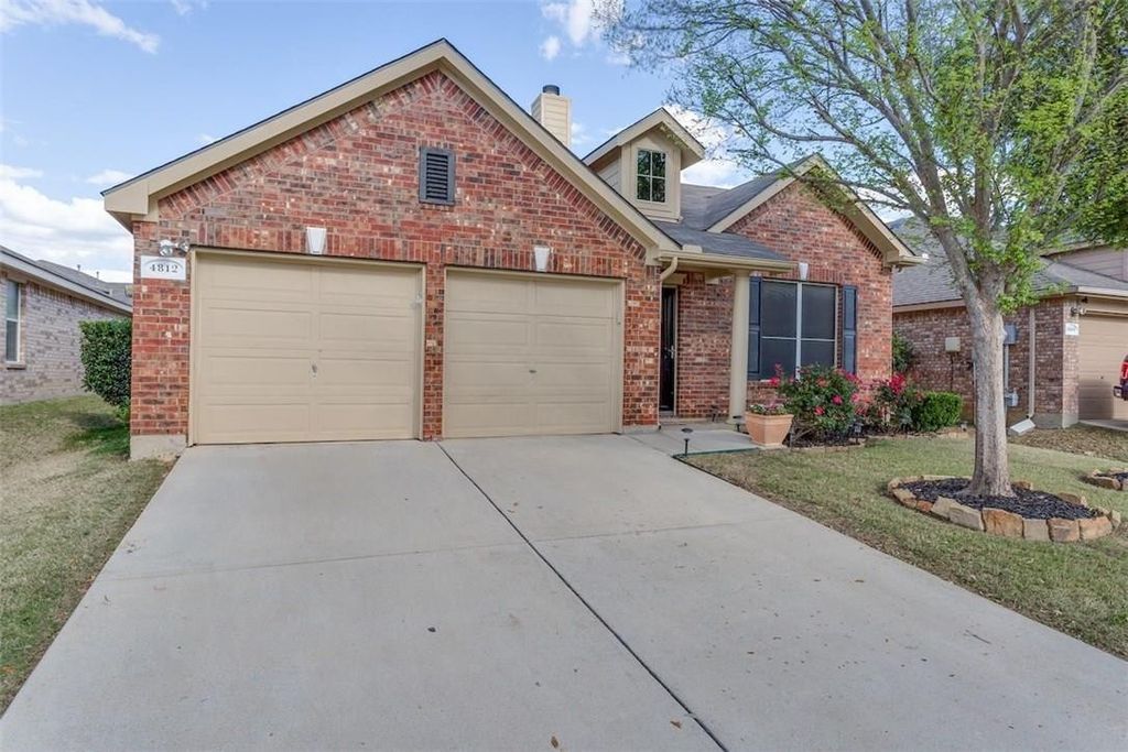 4812 Carrotwood Drive, Fort Worth, TX 76244