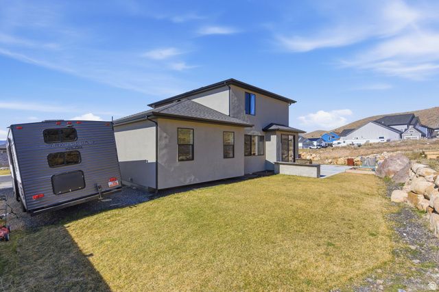 2313 E PATRIOT DR, Eagle Mountain, UT 84005