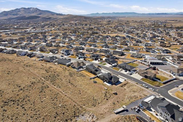 2313 E PATRIOT DR, Eagle Mountain, UT 84005