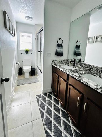 8565 LAMPPOST LANE, Orlando, FL 32832