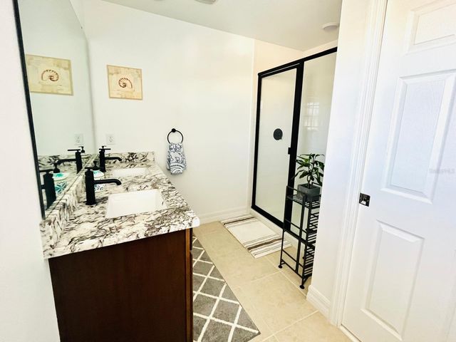 8565 LAMPPOST LANE, Orlando, FL 32832