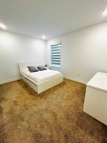 8565 LAMPPOST LANE, Orlando, FL 32832