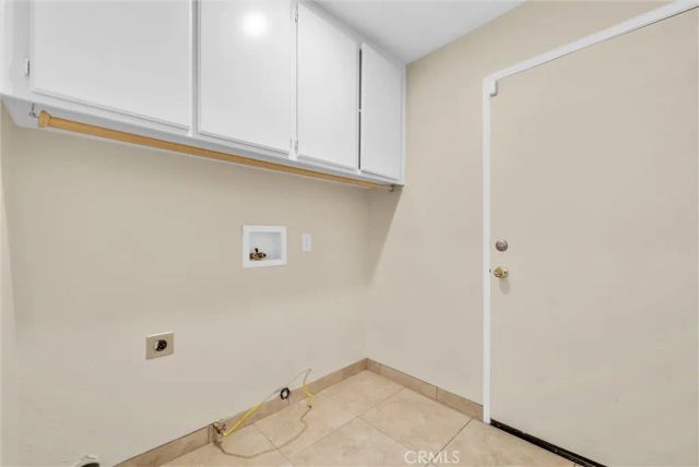 501 Roosevelt, Corona, CA 92879