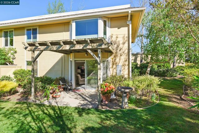 1201 Skycrest Dr 2, Walnut Creek, CA 94595