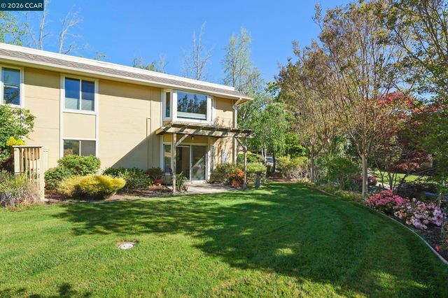 1201 Skycrest Dr 2, Walnut Creek, CA 94595