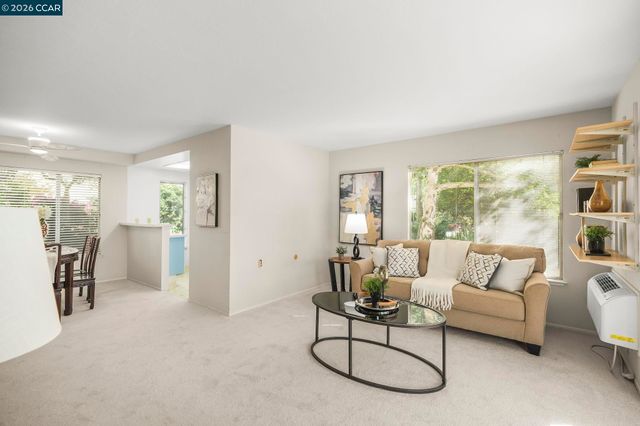 1201 Skycrest Dr 2, Walnut Creek, CA 94595