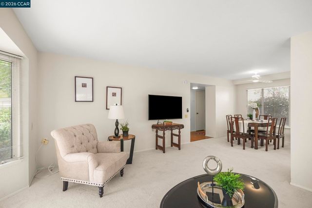 1201 Skycrest Dr 2, Walnut Creek, CA 94595