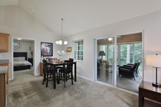 6828 Silverrock Drive, New Albany, OH 43054