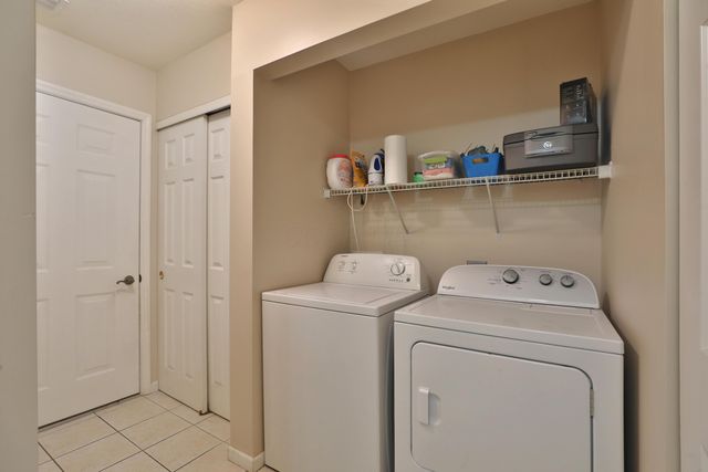 6828 Silverrock Drive, New Albany, OH 43054