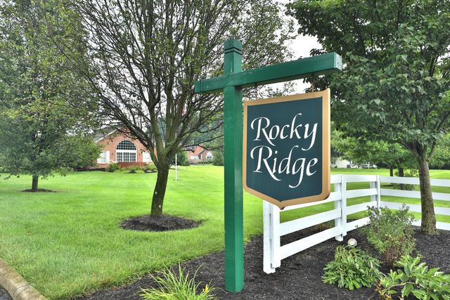 6828 Silverrock Drive, New Albany, OH 43054